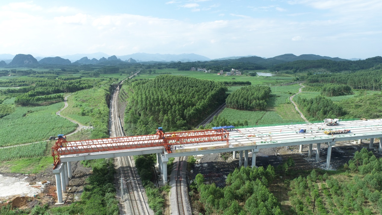 首页| G22恒峰集团中国官方网站