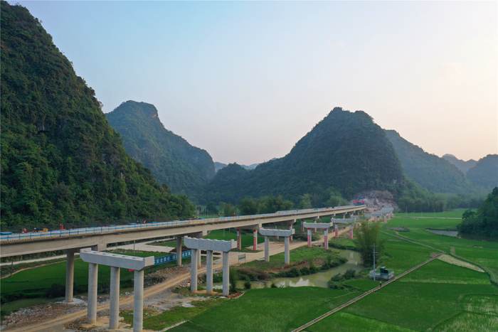 首页| G22恒峰集团中国官方网站