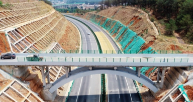 UHPC（超高机能混凝土）工程利用关键技术