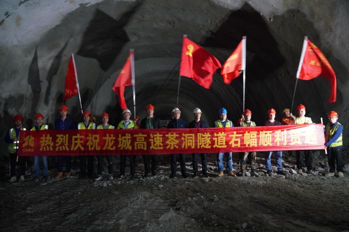 首页| G22恒峰集团中国官方网站